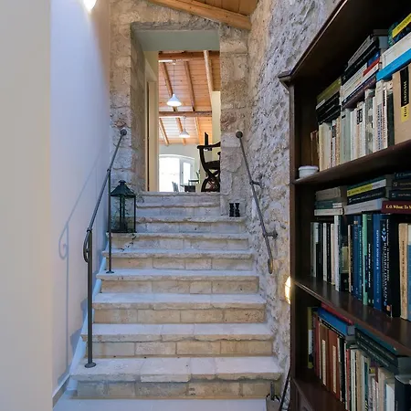 Villa Heron's Path *